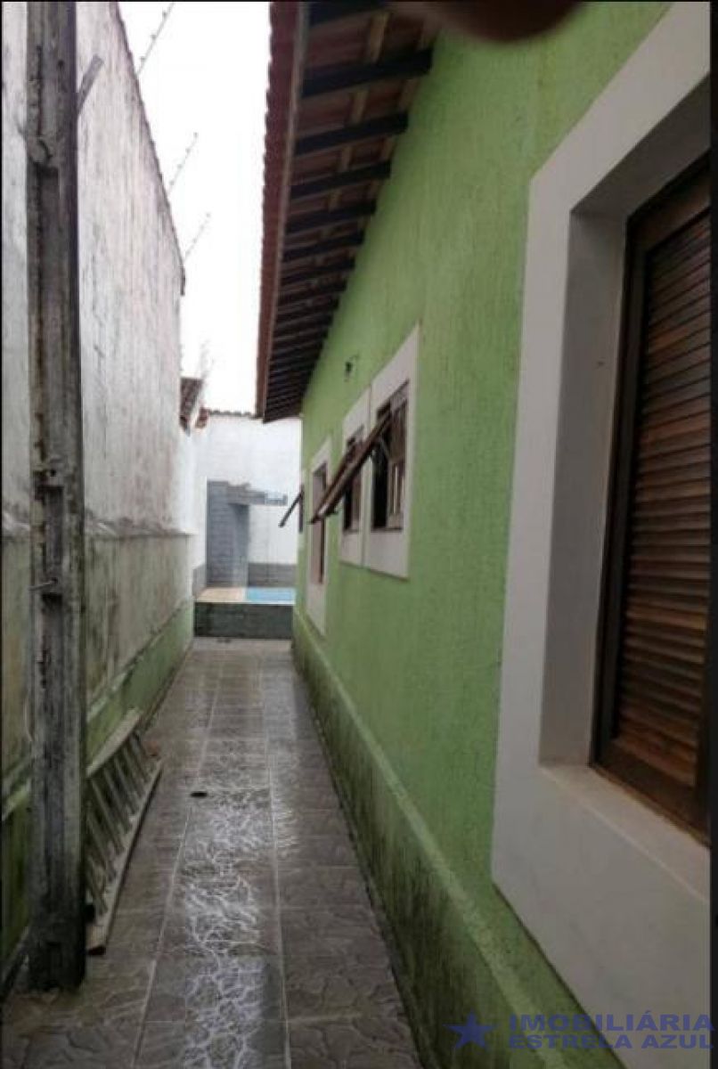 Casa para venda no bairro Jardim Itanhaém  em Itanhaém