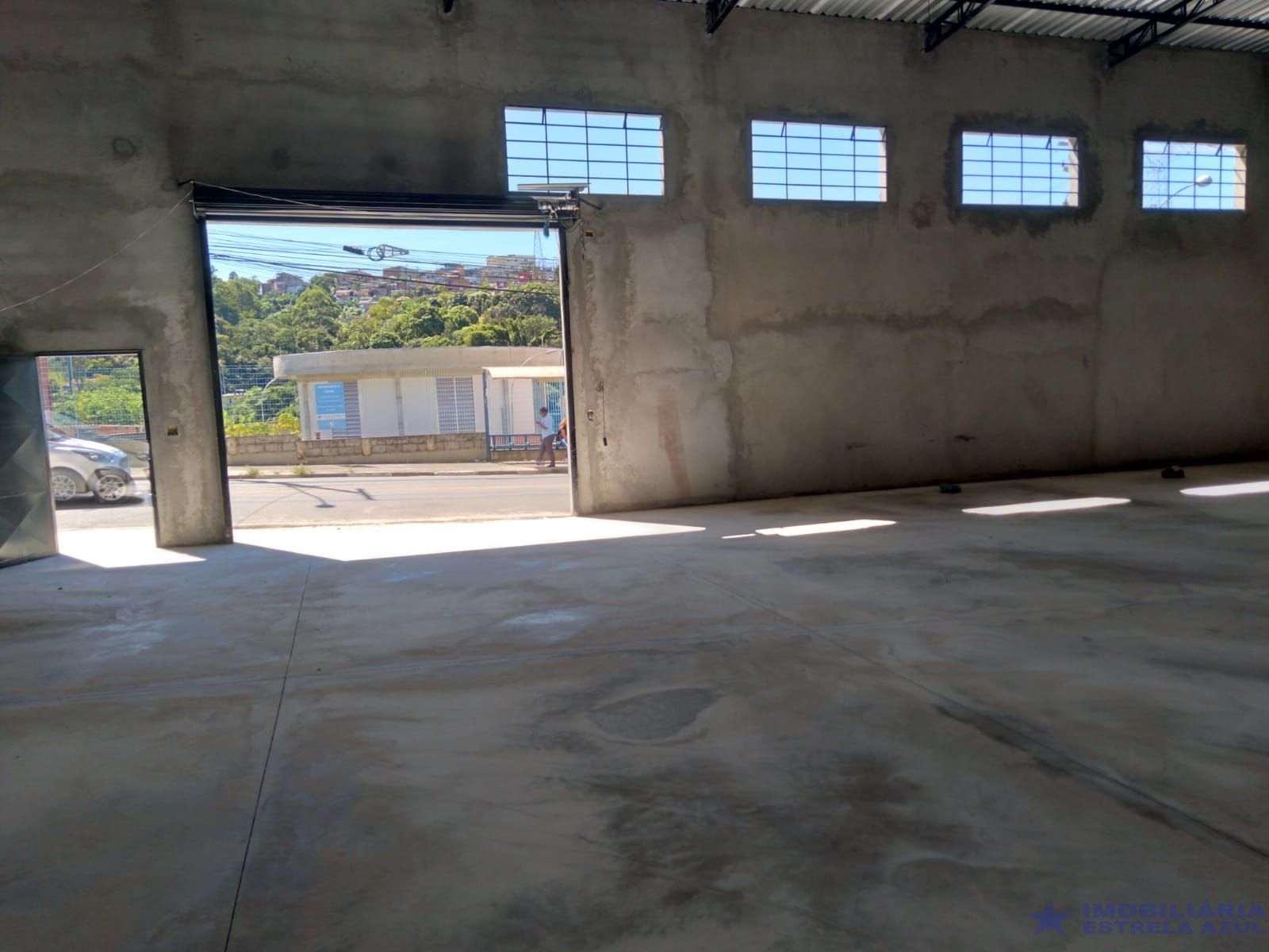 Salão para venda no bairro Alvarenga  em Francisco Morato