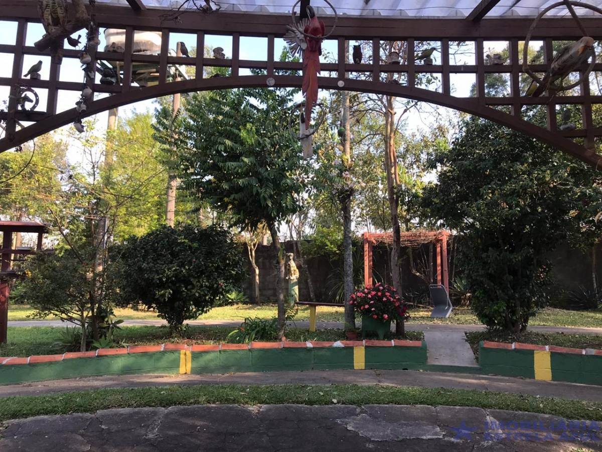 Chácara no bairro Chácaras Bom Tempo