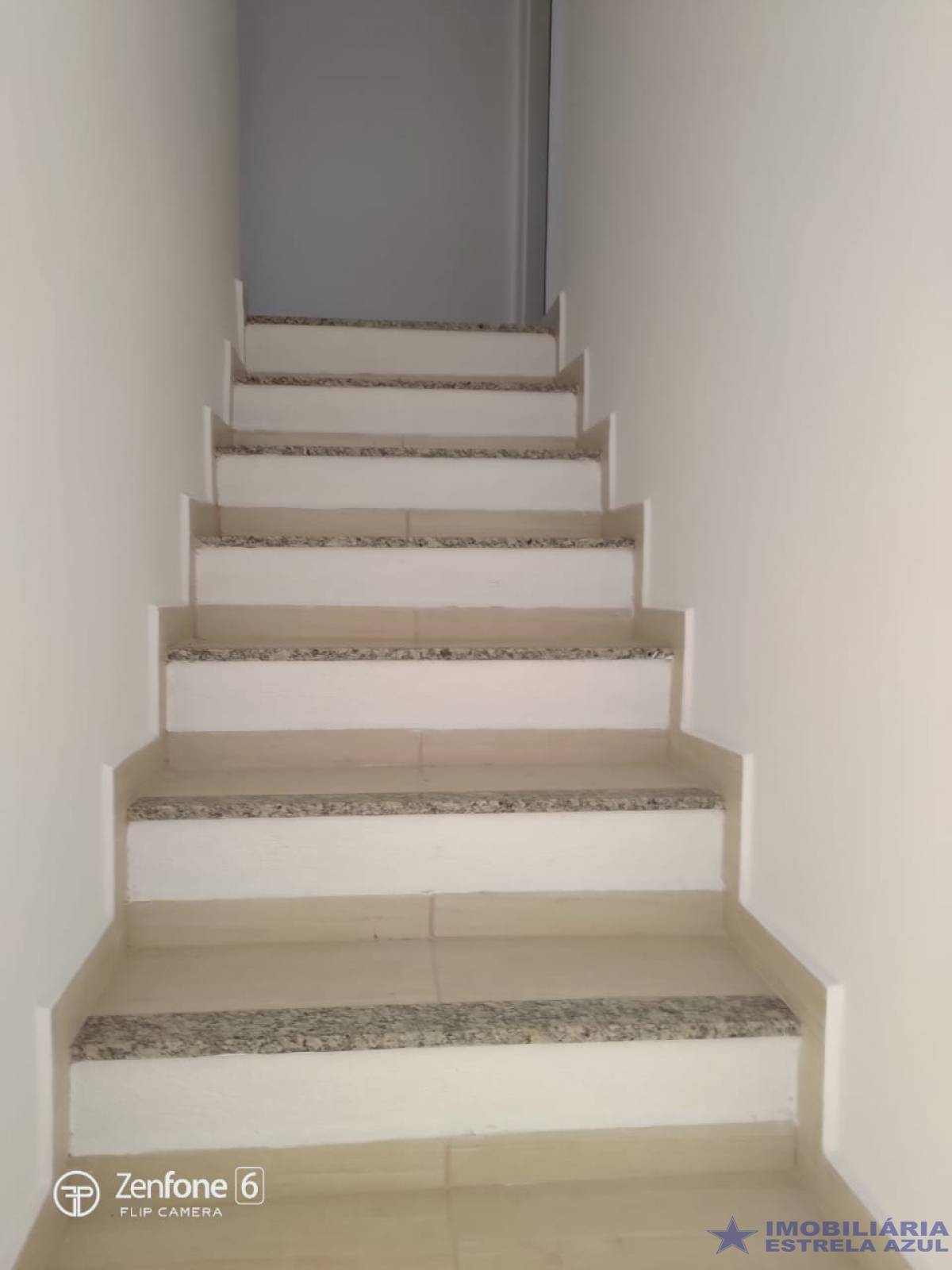 Conjunto no bairro Perus