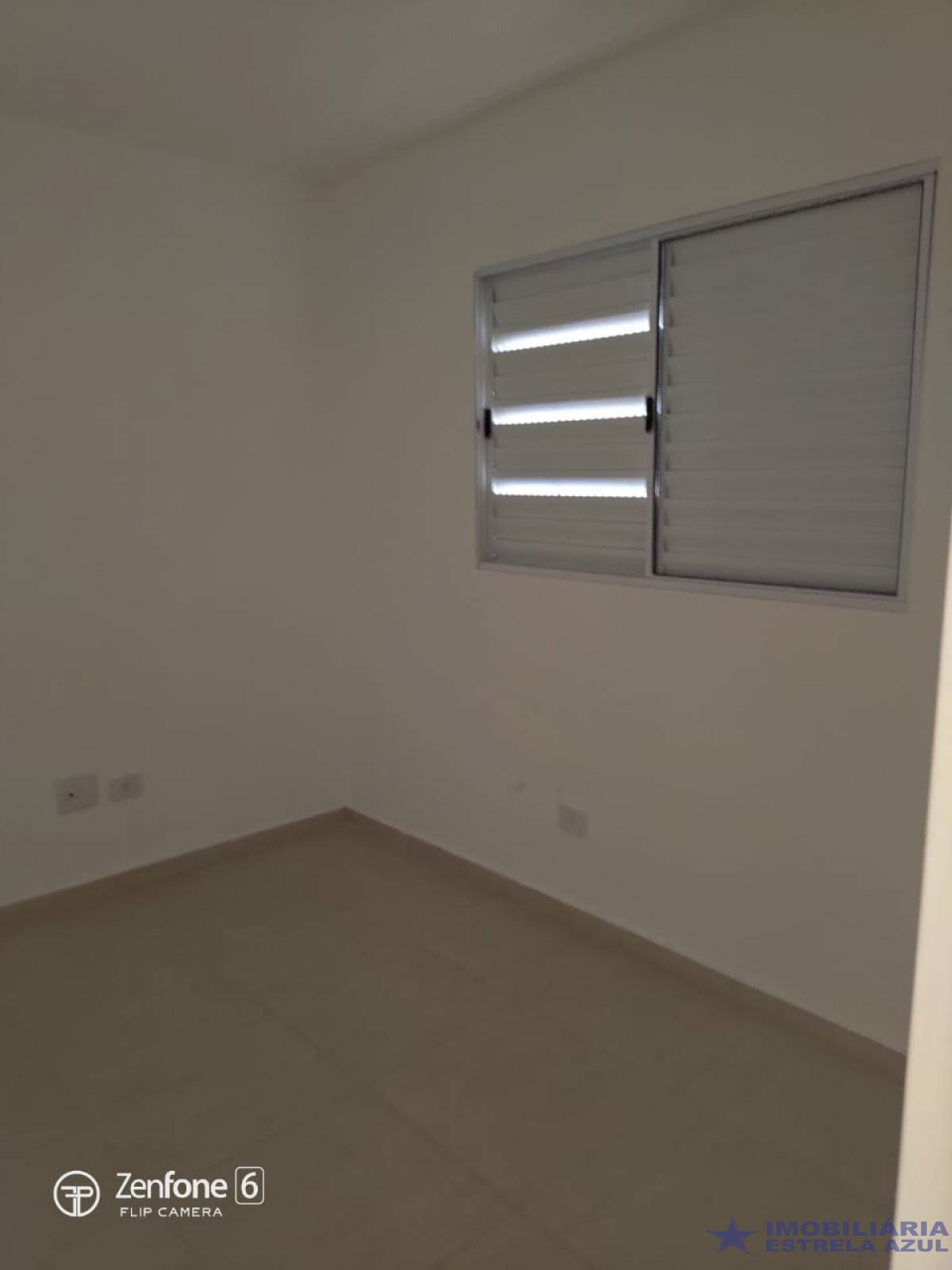 Conjunto no bairro Perus