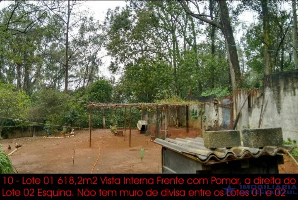 Terreno no bairro Alvarenga 