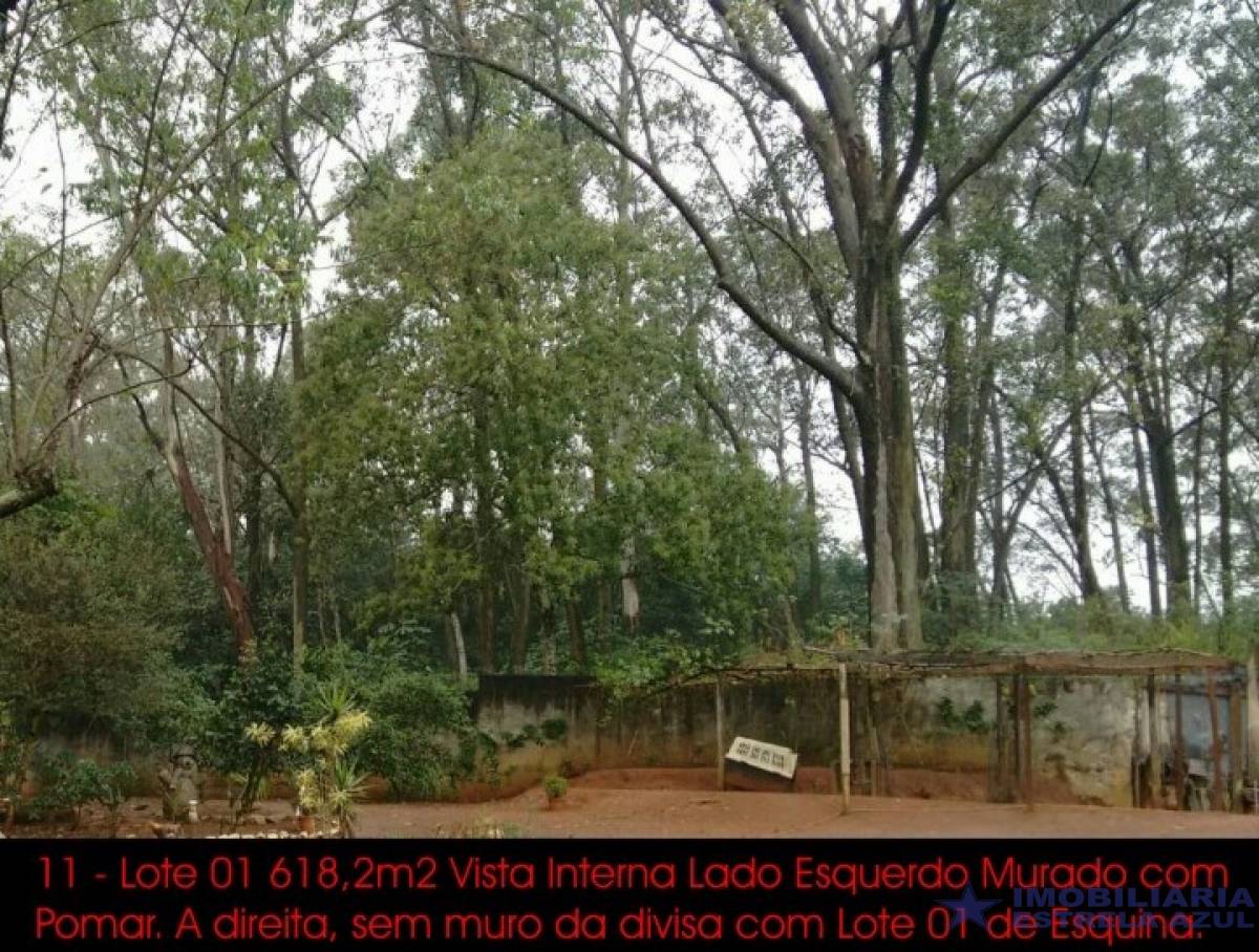 Terreno no bairro Alvarenga 