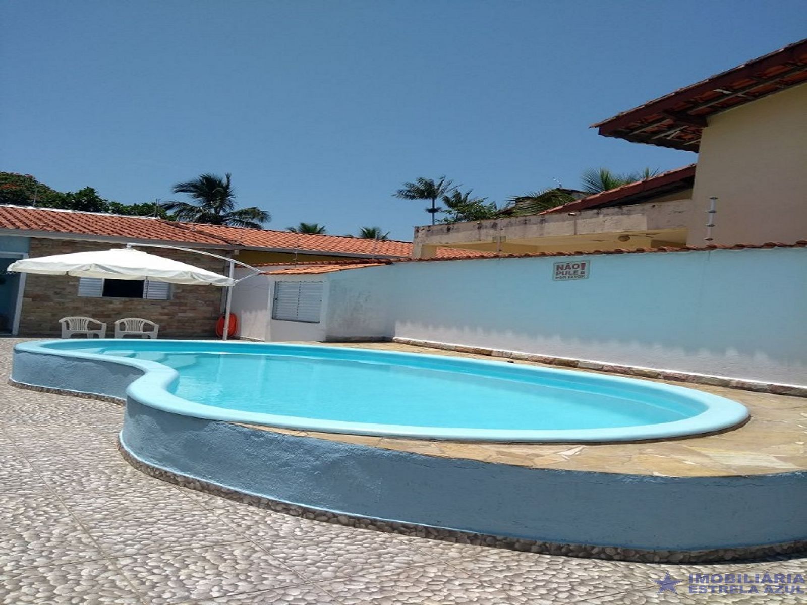 Casa para venda no bairro Jardim Beira Mar em Peruíbe
