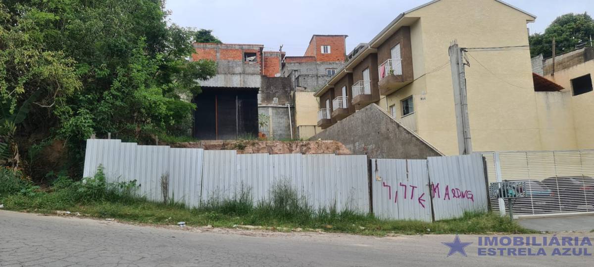 Terreno no bairro Jardim Montreal