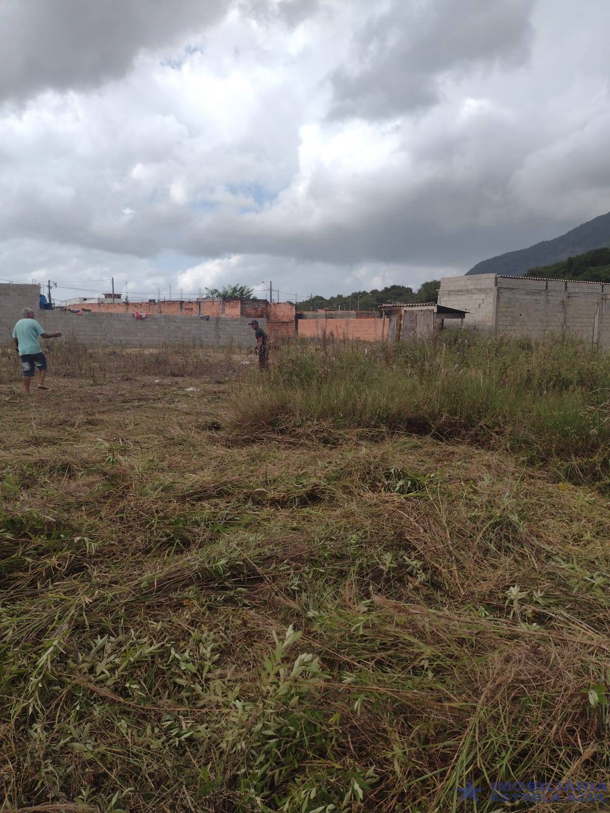 Terreno no bairro Jardim Itatins 