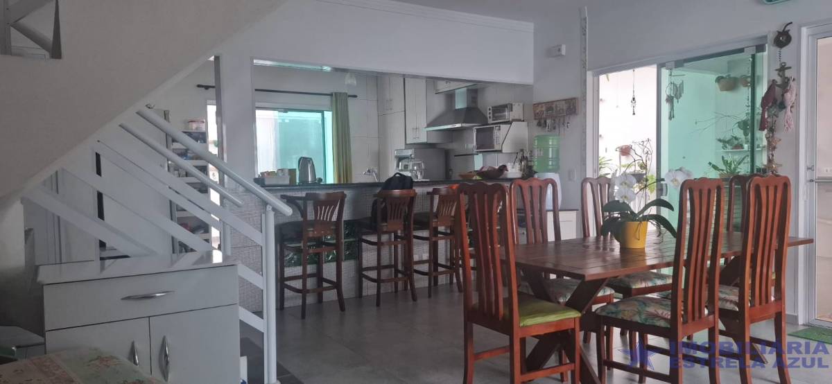 Conjunto no bairro Jardim Márcia 1