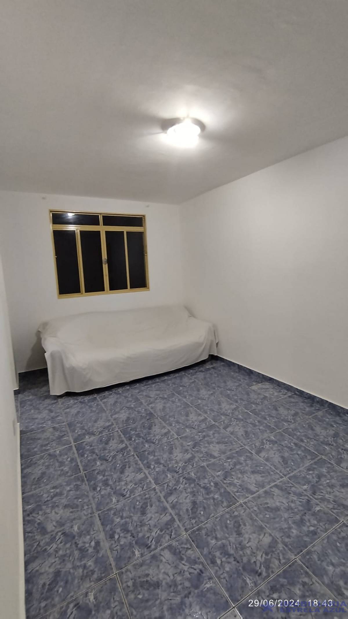Apartamento no bairro Perus