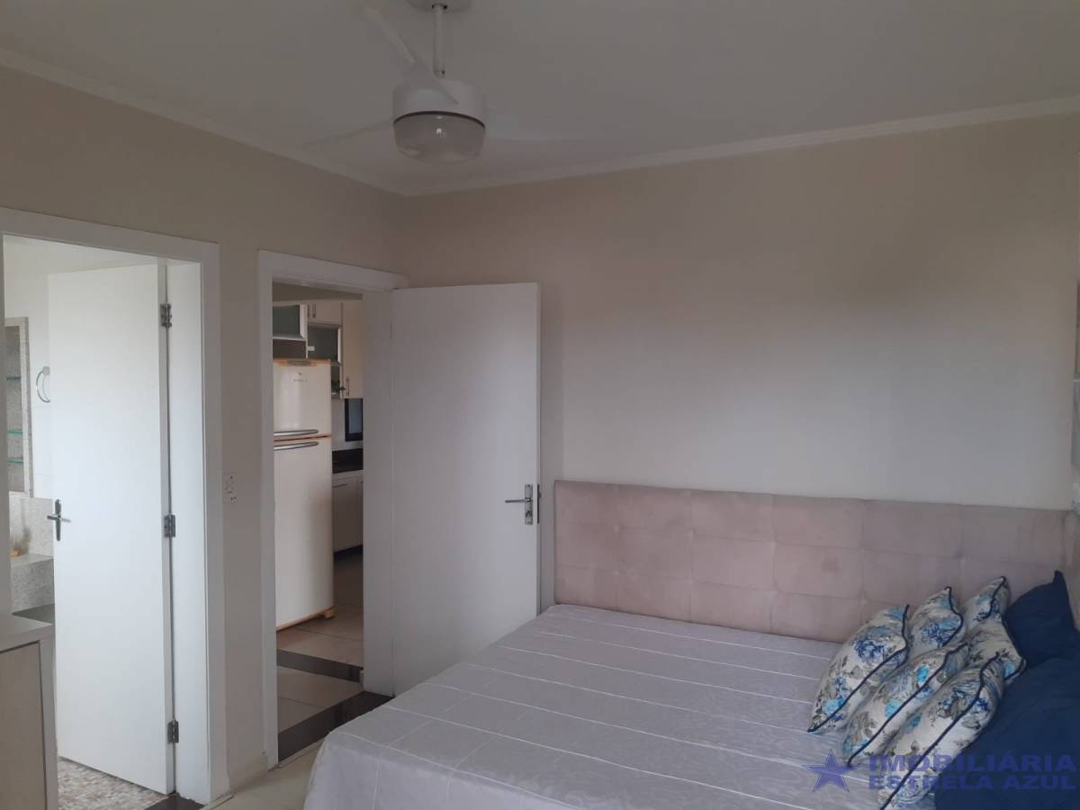 Apartamento no bairro Arpoador