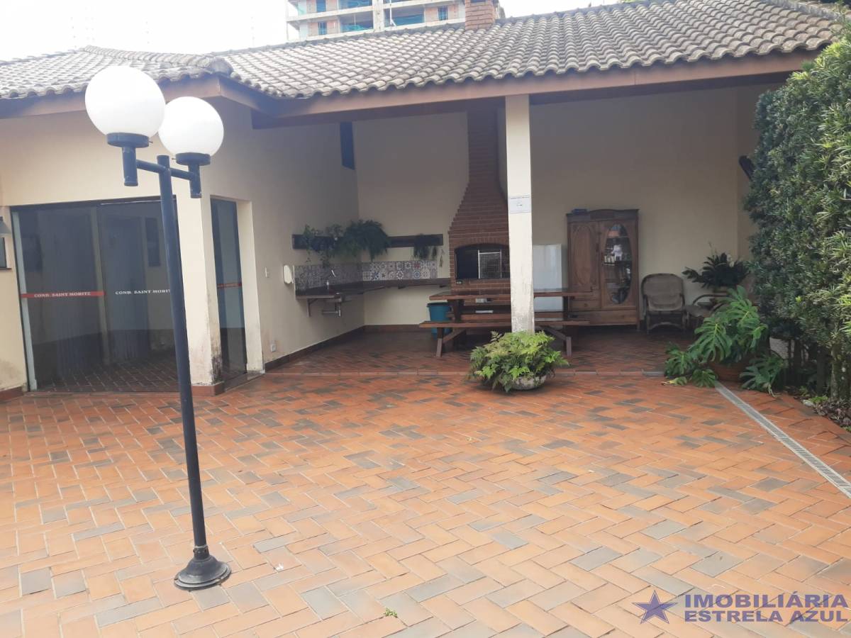 Apartamento no bairro Arpoador