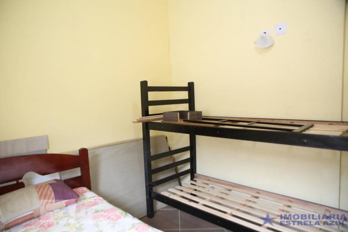 Conjunto no bairro Balneário Maracanã