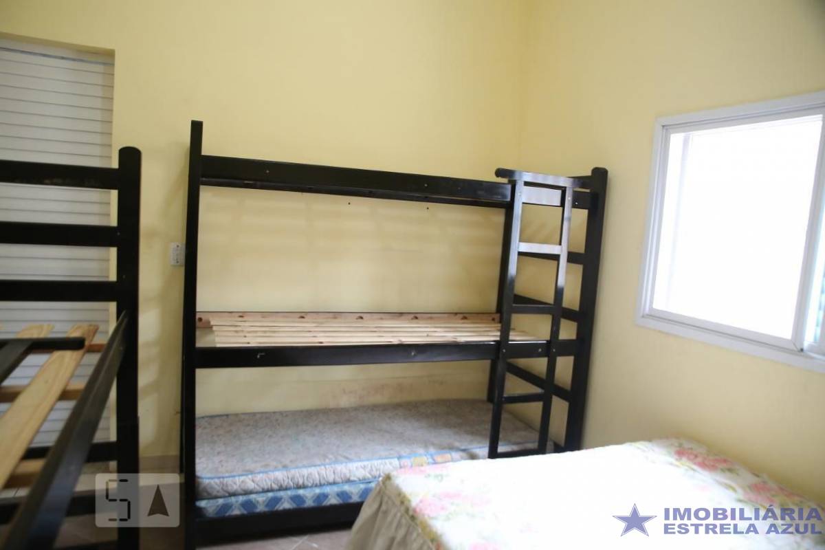 Conjunto no bairro Balneário Maracanã