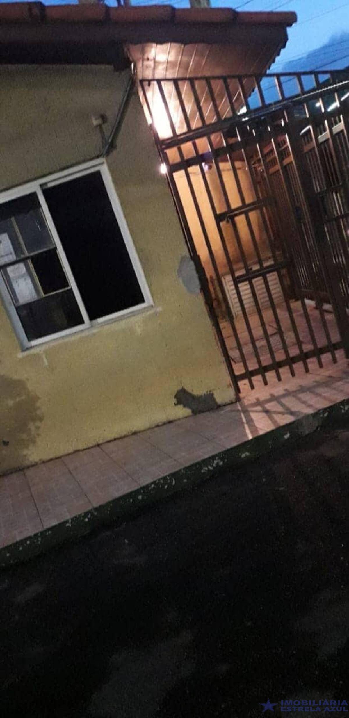 Conjunto no bairro Perus