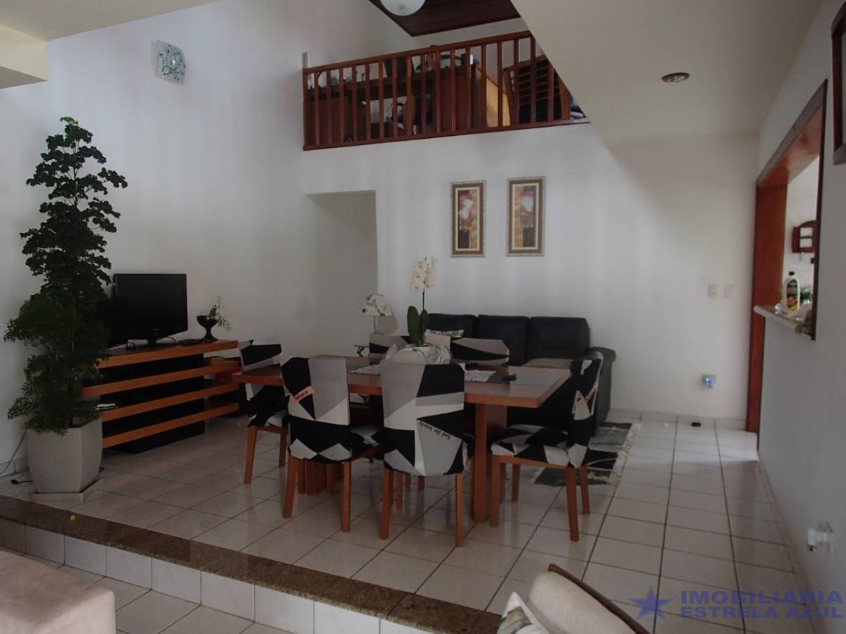 Conjunto no bairro Jardim Pampas