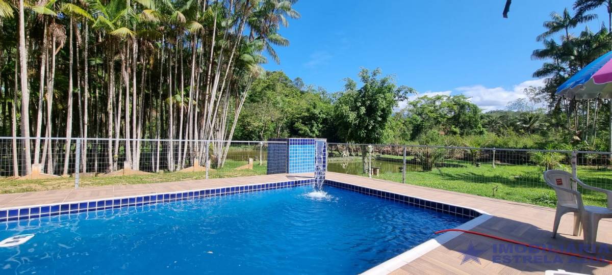 Sítio no bairro Martin Afonso 